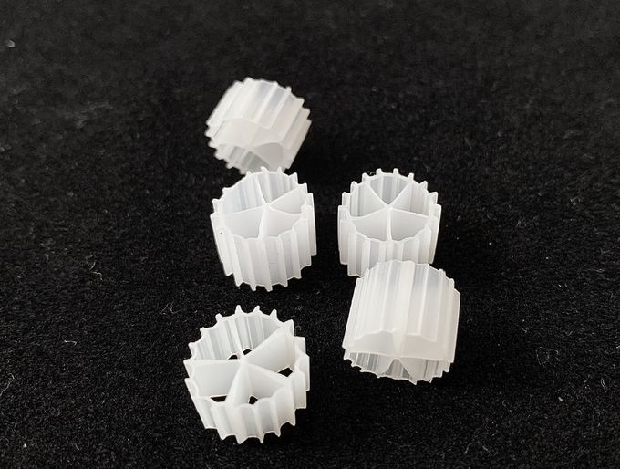 K1 HDPE Schokbestendige 11X7mm MBBR Biofilter Media Aquariums 1