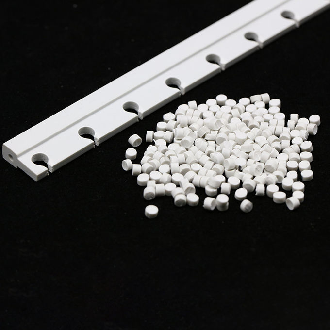 Het harde 1.6g/Cm3-Profiel van de de Korrelsuitdrijving van pvc Plastic 1